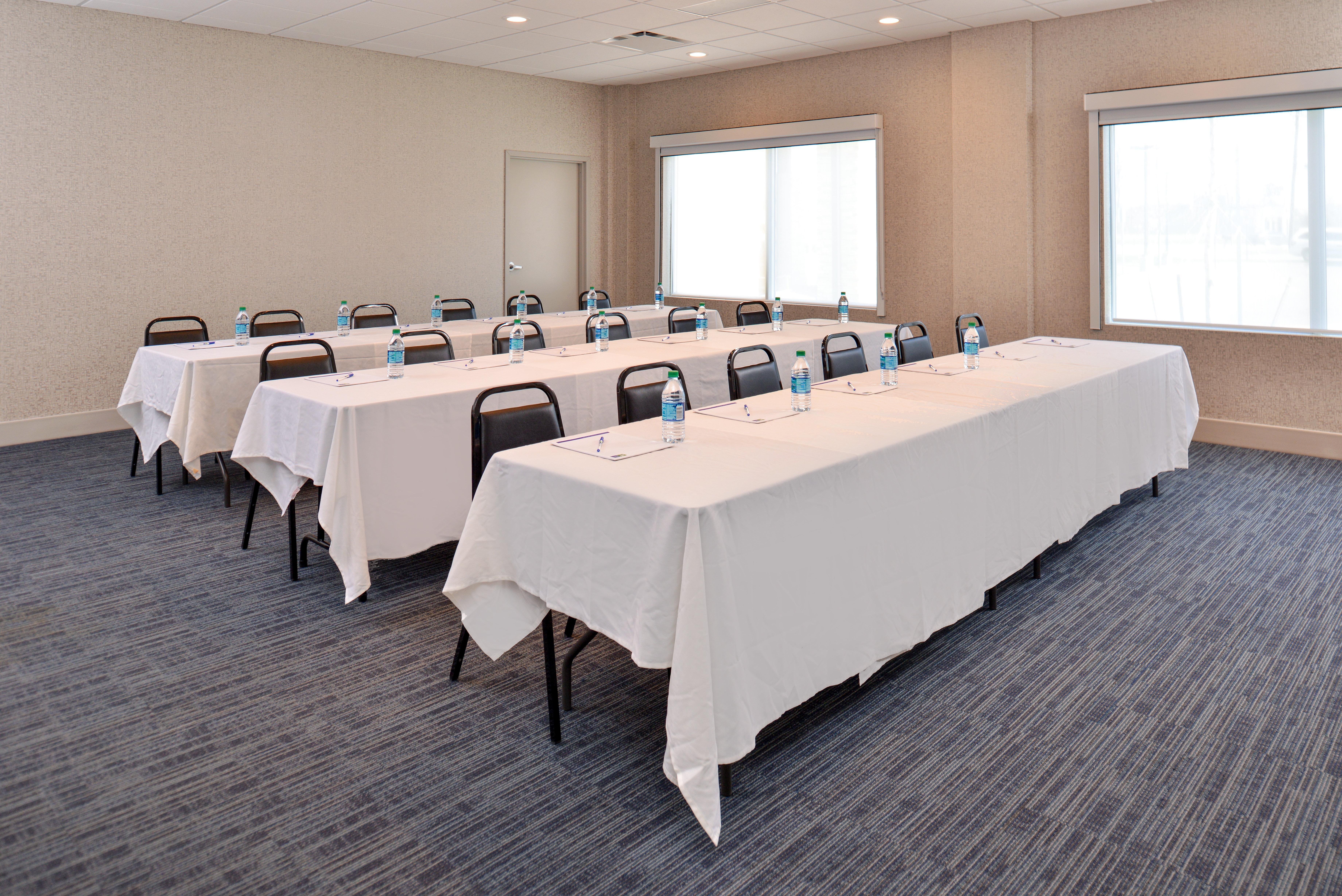 Holiday Inn Express & Suites Farmington Hills - Detroit By Ihg Luaran gambar