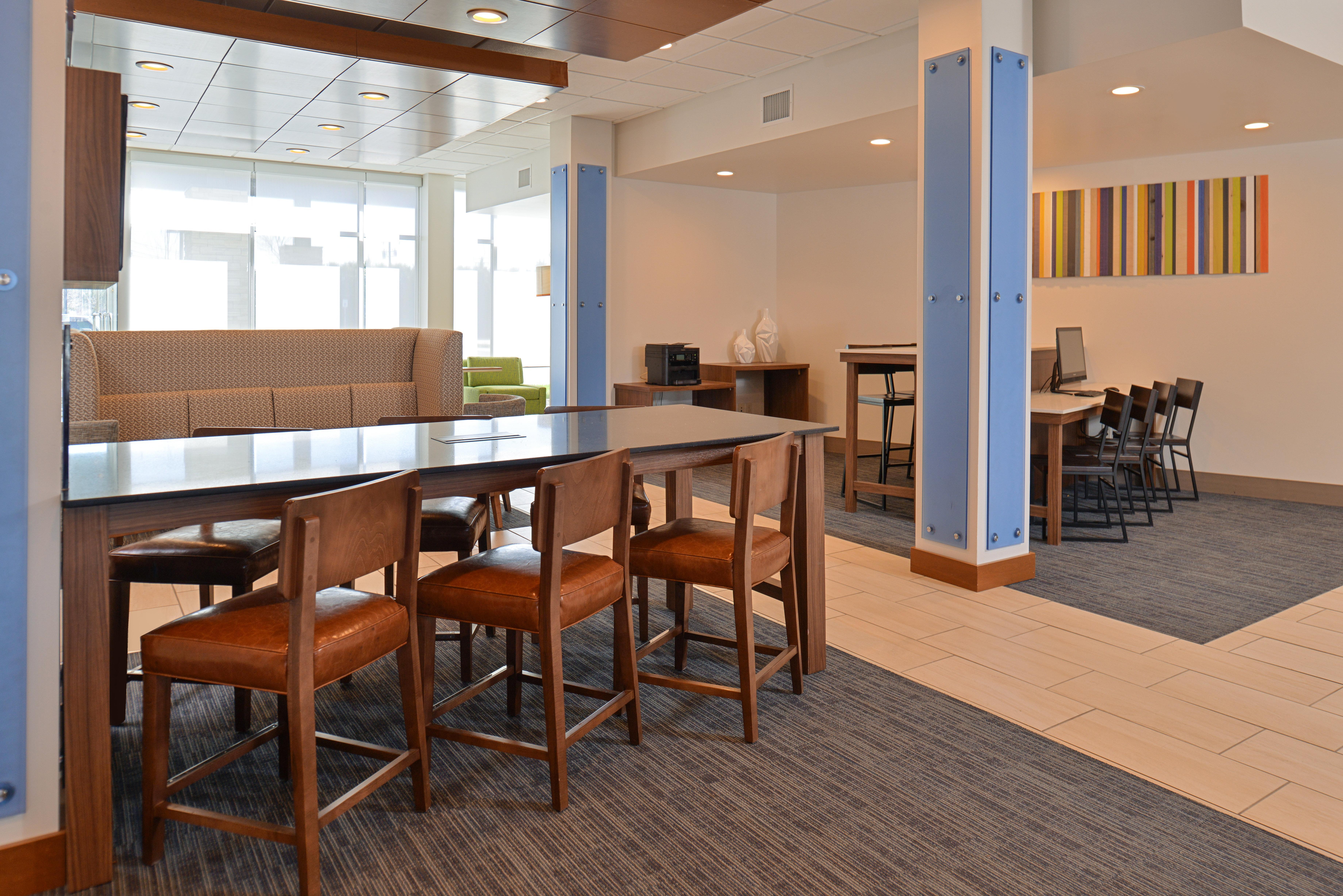 Holiday Inn Express & Suites Farmington Hills - Detroit By Ihg Luaran gambar